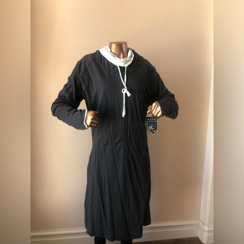 KUHL Large Vega reversible dress. Black / white. New with tags